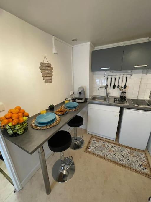 Hypercentre 2 Pas Republique Apartment รูออง ภายนอก รูปภาพ